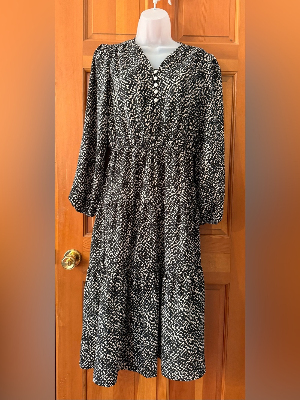 NY Collection Black and Cream Long Sleeve Tiered Maxi Dress